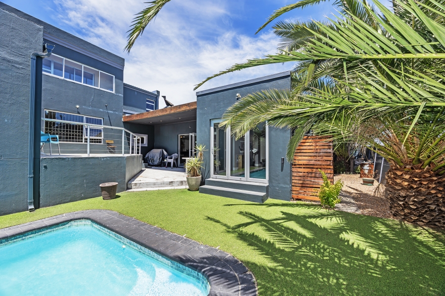 5 Bedroom Property for Sale in Haasendal Western Cape